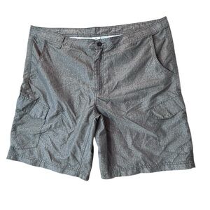 Magellan outdoors hiking/cargo pockets stone gray/brown depending on light sh6